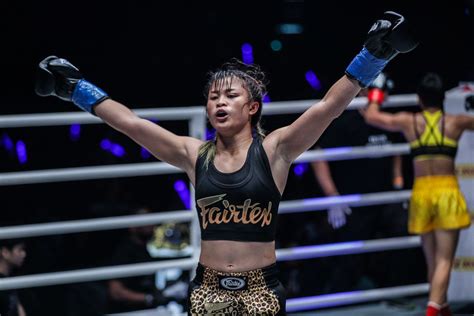 Stamp Fairtex Claims The ONE Kickboxing Atomweight World Title ONE