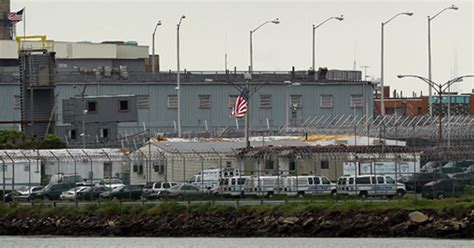 5 Rikers Island jail guards convicted in inmate's beating - CBS News