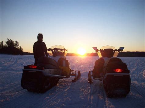 Ontario Snowmobile Trails – Cottage Country Lifestyle Magazine Inc.