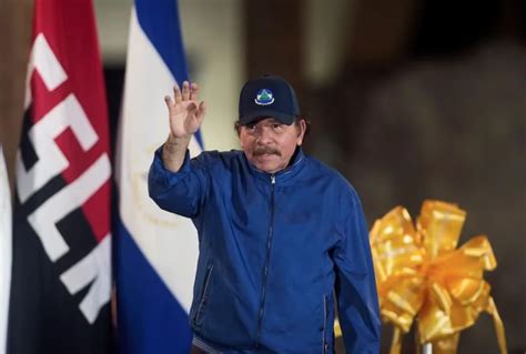 Gobierno De Daniel Ortega Prohibi La Entrada Al Pa S A Otro Cura