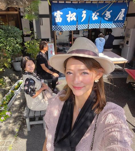 箕輪玖美さんのインスタグラム写真 箕輪玖美instagram 「結婚して久留米に移住した、美魔女同期の秀ちゃん Hideco Nakayama ご夫妻に会いに、福岡の久留米へ😃 ️