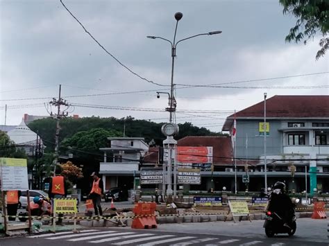 Penjelasan Pemkot Malang Terkait Renovasi Jam Kota Di Kawasan Kayutangan