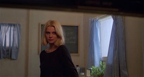 Nastassja Kinski In Paris Texas 1984 Paris Texas Film Paris Texas