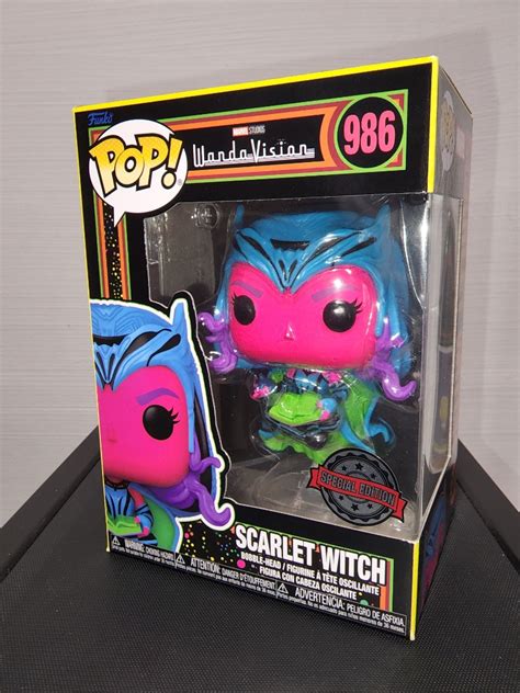 Funko Pop Scarlet Witch Blacklight Wandavision Marvel Avengers