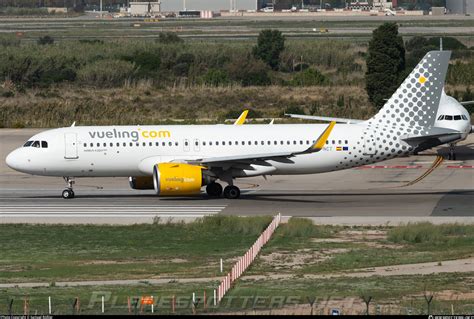 Ec Nct Vueling Airbus A N Photo By Samuel R Ler Id