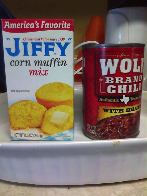 Mo's Meals: Chili with Cornbread Topping