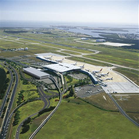 terminal building brisbane airport  beulah insley blog