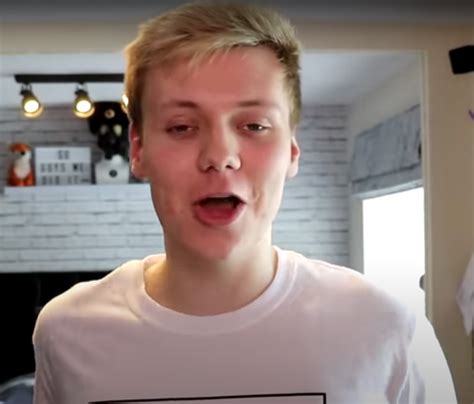 Pyro Please Teach Me How To Make This Face Rpyrocynical