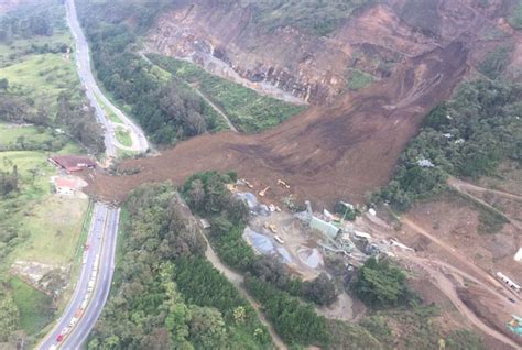 Deslizamiento De Tierra En Colombia Dejó Ocho Muertos El Impulso