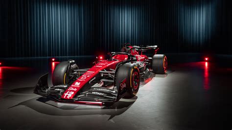 Alfa Romeo 2023 launch show car [ 4096 x 2303] : r/F1Porn