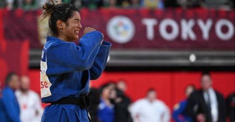 Judoca Brasileira Conquista Medalha De Prata No Grand Slam De T Quio