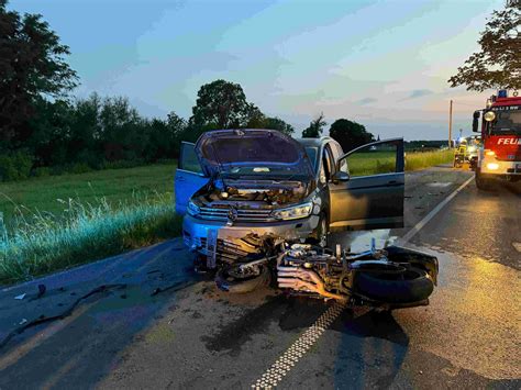 Schwerer Verkehrsunfall mit Motorrad und Auto – LokaleBlicke