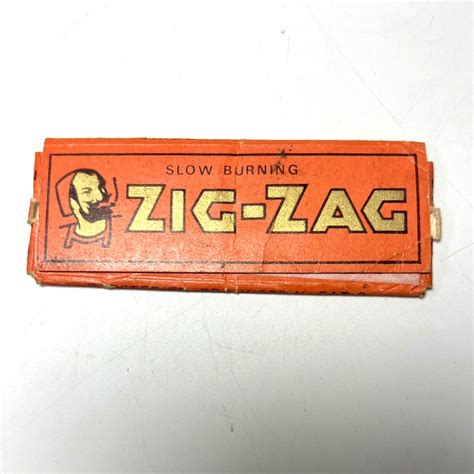 Vintage Zig Zag 225 Cigarette Rolling Papers Slow Burning Smoking