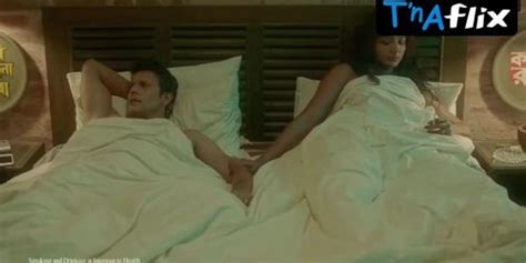 Amika Shail Breasts Bikini Scene In Hai Taubba Tnaflix