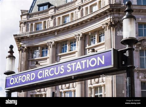 Panneau De La Station De Cirque Oxford Banque De Photographies Et D