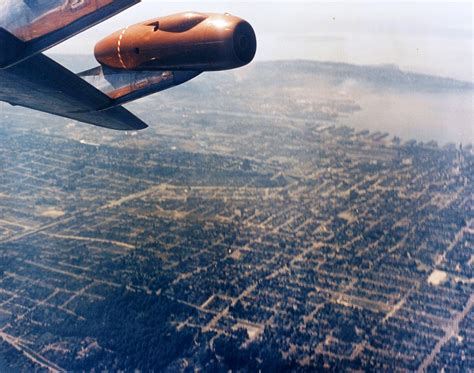 Think-Dash: Photo From First Boeing 707 During Tex Johnston’s Legendary
