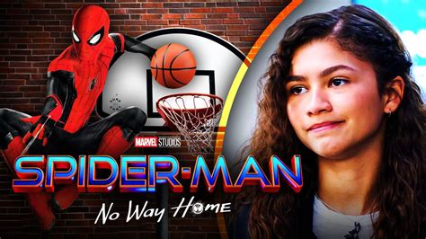 Spider-Man 3: Set Photos Show Zendaya & Cast Playing Basketball