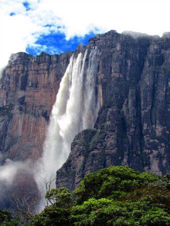 Angel Falls Canaima National Park Angel Falls Venezuela Cool