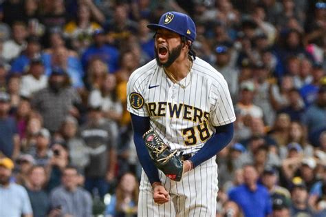 Devin Williams is Hurt: Who's the Milwaukee Brewers' Closer Now ...