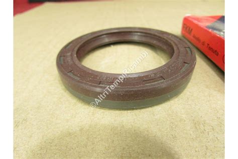 PARAOLIO ANELLO TENUTA ALBERO MOTORE LATO VOLANO PER FIAT 124 TT 131