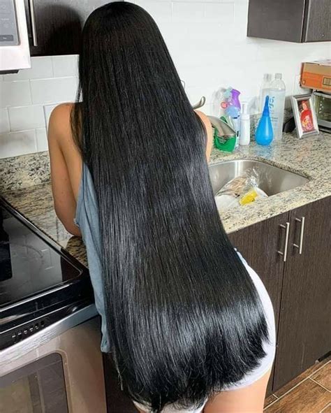 Pin By Ronald Victor On Menyisir Rambut Sangat Panjang Sexy Long Hair