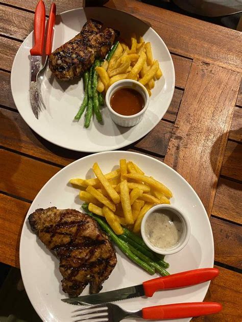 Steak Tenda An Di Bogor Review Septiara Iqra Di Restoran