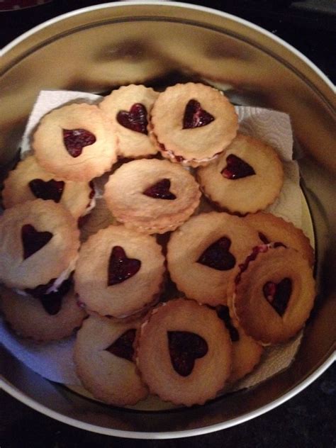 Home Made Jammy Dodgers Food Desserts Jammy Dodgers