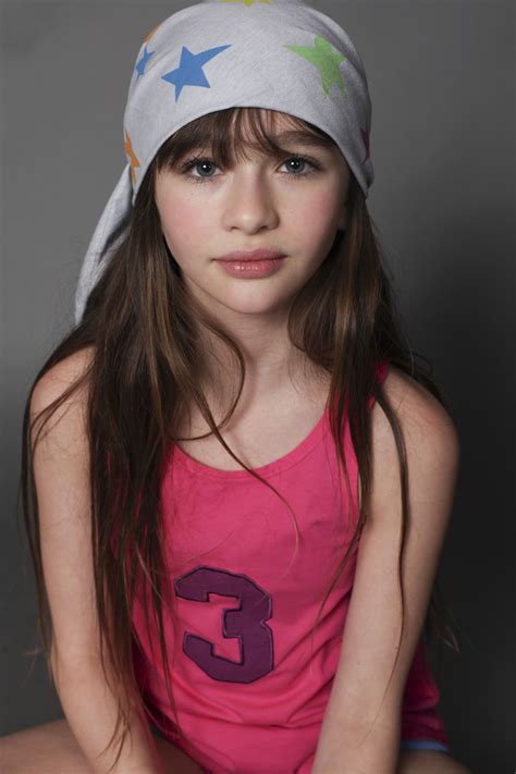 Pin Em Malina Weissman