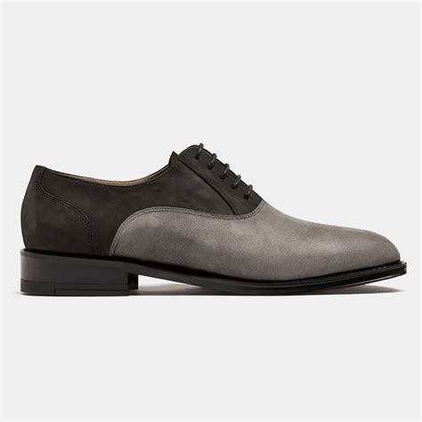 Oxford shoes in gray suede & waxed leather