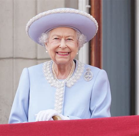 La Mort De La Reine Elizabeth II CGS Post