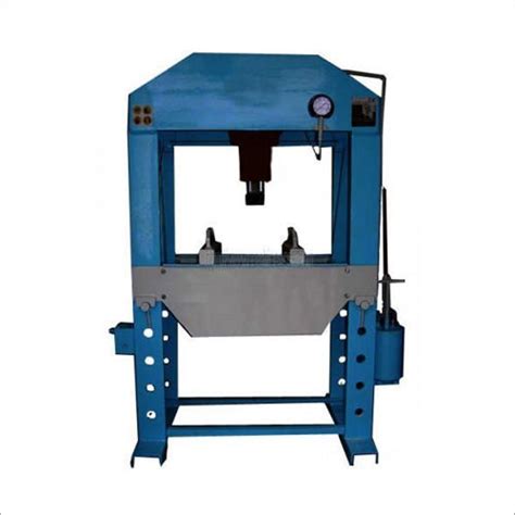 30 Ton Hydraulic Press Machine Power Source Mechanical At Best Price