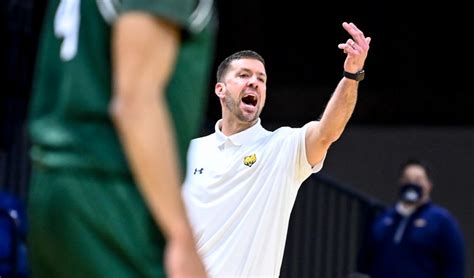 Northern Colorado Mens Basketball Coach Steve Smiley Signs Five Year