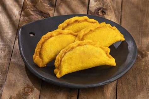 Empanadas Fritas Colombianas Receta Casera T Pica Foto De Archivo