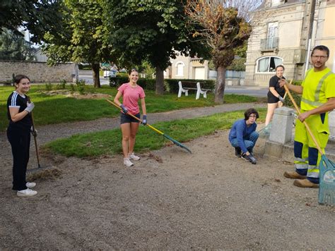 Mission Argent De Poche En Photos Site Officiel De La Commune De Caulnes