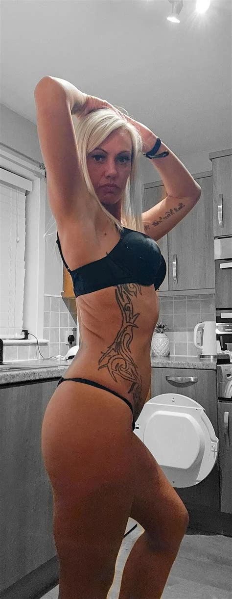 Tanned Ass Blonde Babe 14 Nude Pics XHamster