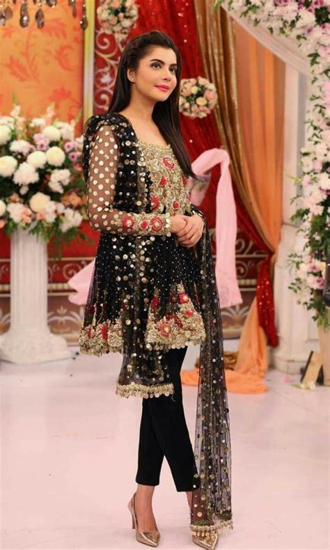 Pin By Sadaf Sabir On Dresses Pakistani Dresses Online Pakistani