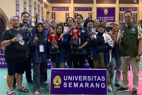 Tim Robot Unesa Sabet Juara Tiga Pada Kri Nasional Antara News Jawa Timur