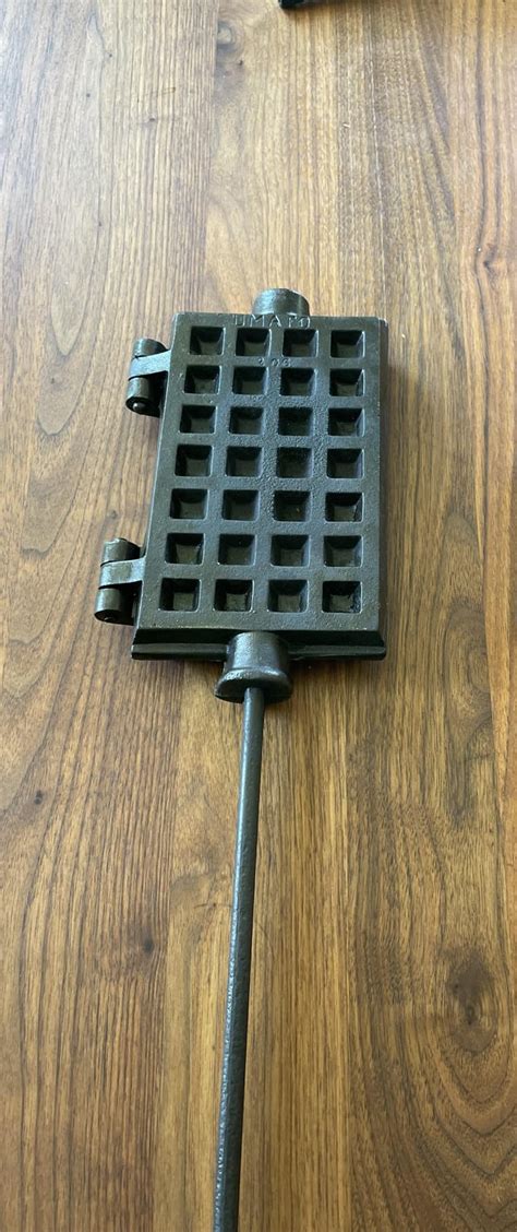 Belgium Waffle Iron : r/castiron