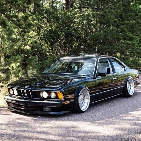 BMW E24 6 Series Black Slammed