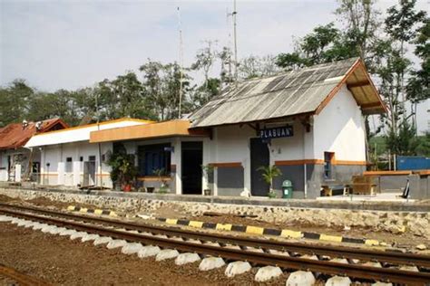 Ini Dia Stasiun Yang Lokasinya Dekat Pantai Di Jawa Tengah Solopos