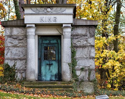 Autumn Colors at Lake View Cemetery, Cleveland | cleveland.com