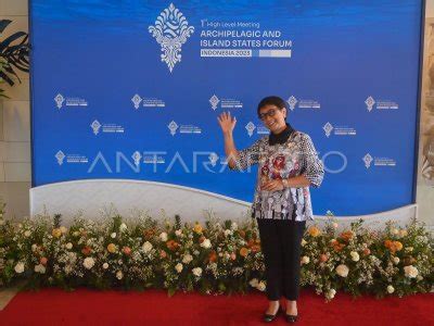 Pertemuan Bilateral Menlu RI Dan Wakil PM Fiji ANTARA Foto