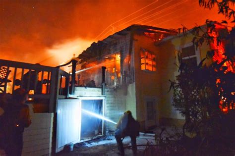 20 Structures Destroyed In Central Coast Fire Videos