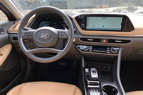 2020 Hyundai Sonata is even better as a hybrid - CNET