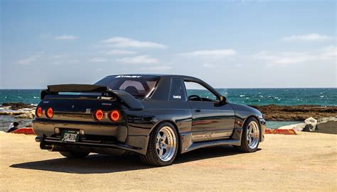 Custom 1991 Nissan Skyline GT-R: Rolling GReddy Performance Catalog