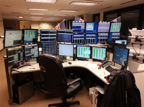 21 Badass Trading Desk Setups From Around The World Desk Setup Desks