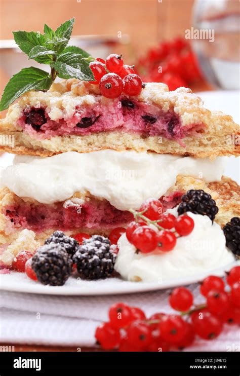 Berry fruit cake with cream cheese - detail Stock Photo - Alamy