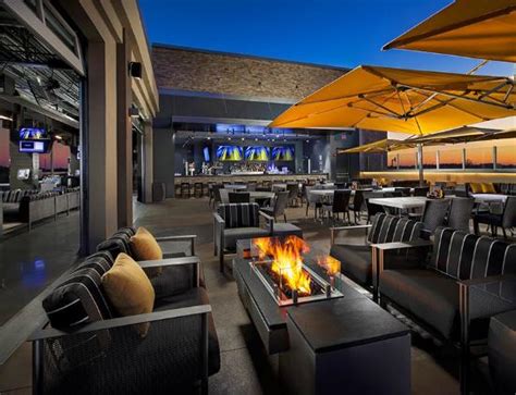 THE 10 CLOSEST Hotels to Topgolf Tampa