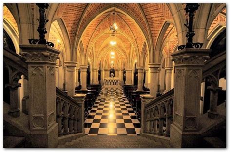 Cripta da Catedral da Sé os segredos guardados abaixo do altar