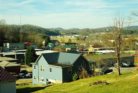 Best Small Towns To Visit In Tennessee Page Of The Crazy